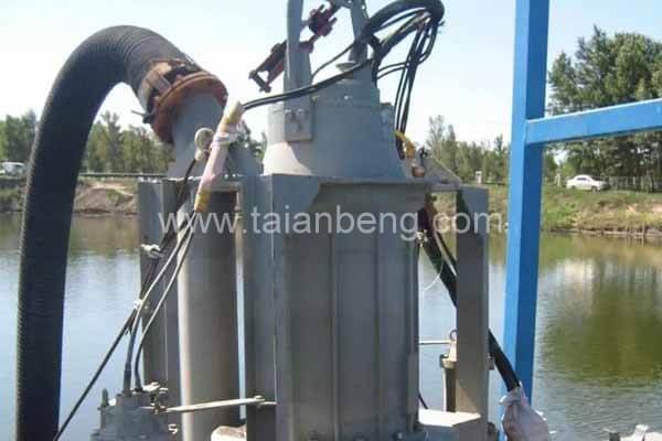 潜水泥沙泵