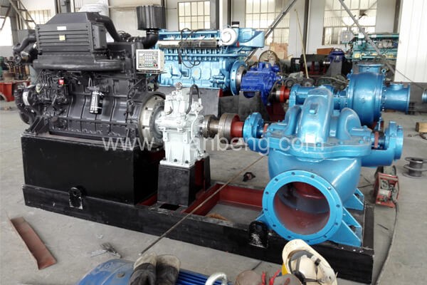 船陆两用抽沙机